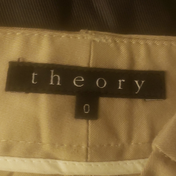 Theory khaki shorts - Picture 3 of 6